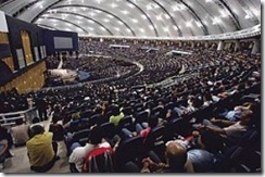 Mega-Igreja-250x166
